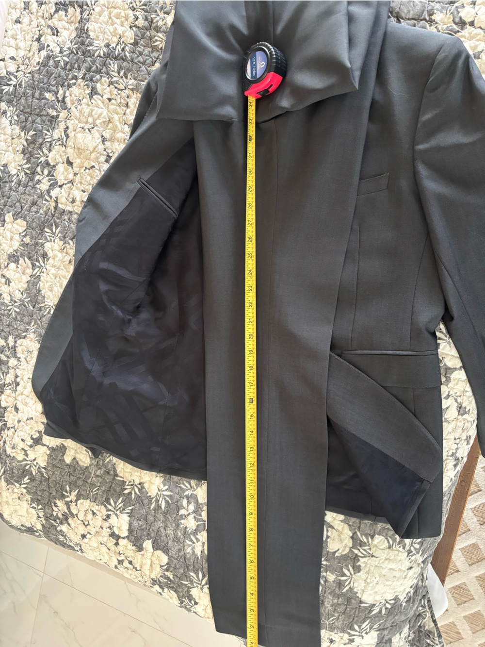 Burberry Men's Charcoal Gray Two-Button Wool Suit. - Picture 7 of 8